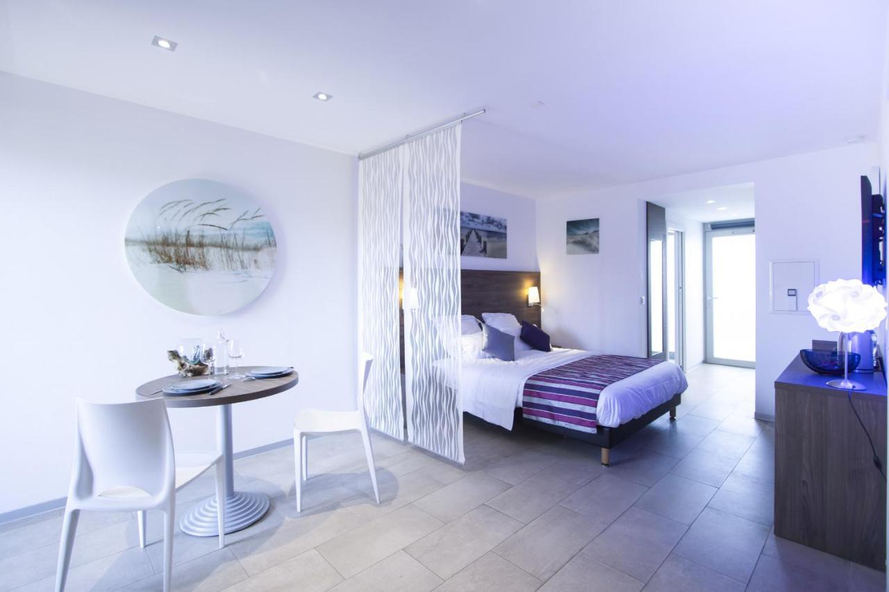 Studio Alon Ideal Pour Vos Vacances Ou Sejours Pros Saint-Cyr-sur-Mer Exterior photo